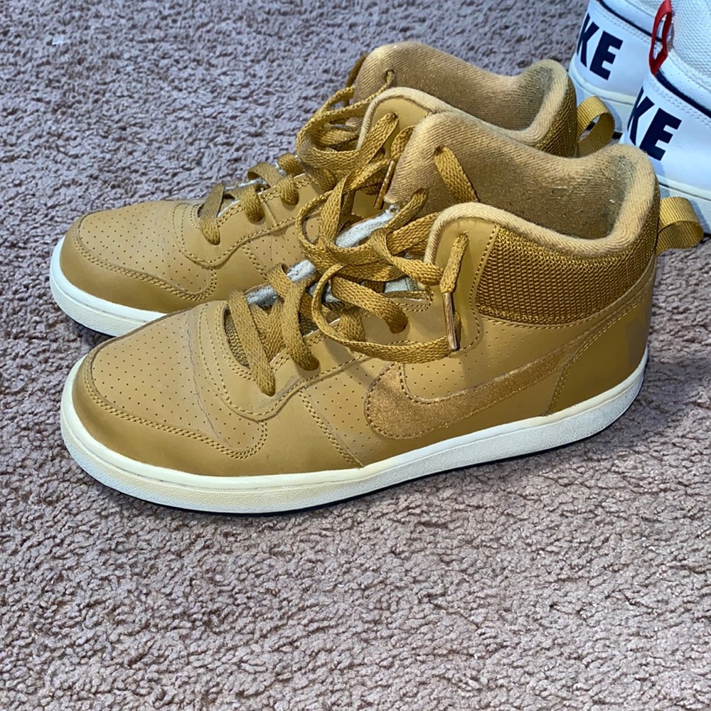 Nike